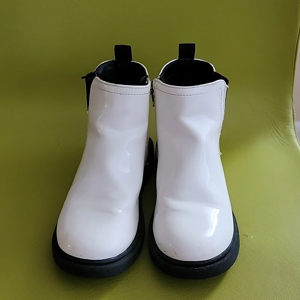 Steve Madden from be ask